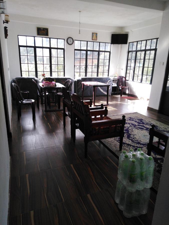 Hotel Akiko Rest Nuwara Eliya Esterno foto